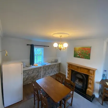Impeccable 2-bed In * Lisselton