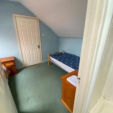 Impeccable 2-bed In * Lisselton